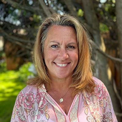 Chiropractor Eagan MN Shelly Recer Meet The Team